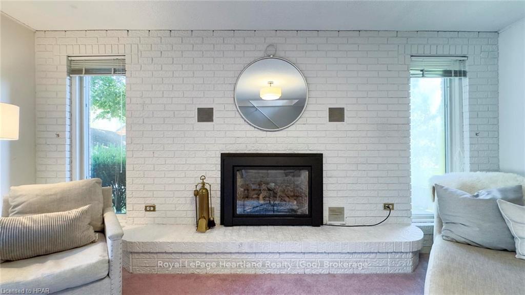 Photo 24 of 27 Bluewater Drive, Goderich, Goderich (Town) — HOMEH