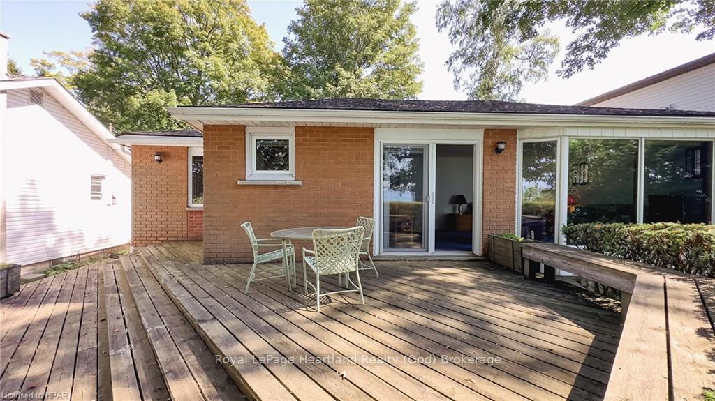 Photo 31 of 27 Bluewater Drive, Goderich, Goderich (Town) — HOMEH