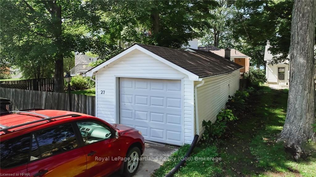 Photo 36 of 27 Bluewater Drive, Goderich, Goderich (Town) — HOMEH