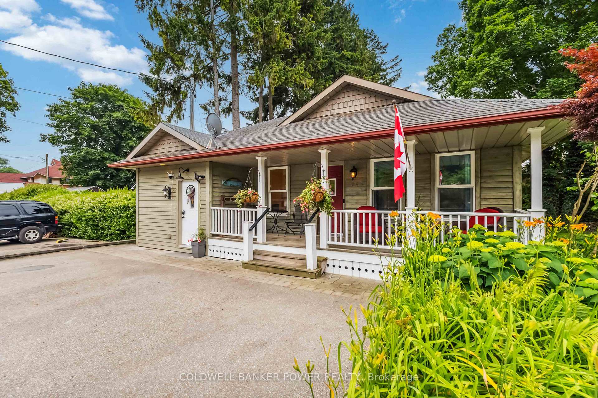 Photo 2 of 214 Harrison Place, Central Elgin, Rural Central Elgin — HOMEH