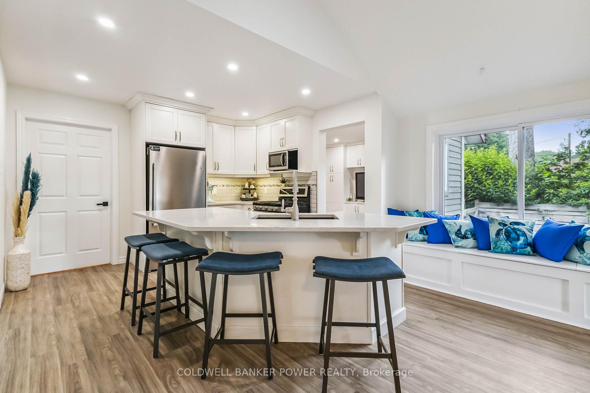 Photo 10 of 214 Harrison Place, Central Elgin, Rural Central Elgin — HOMEH