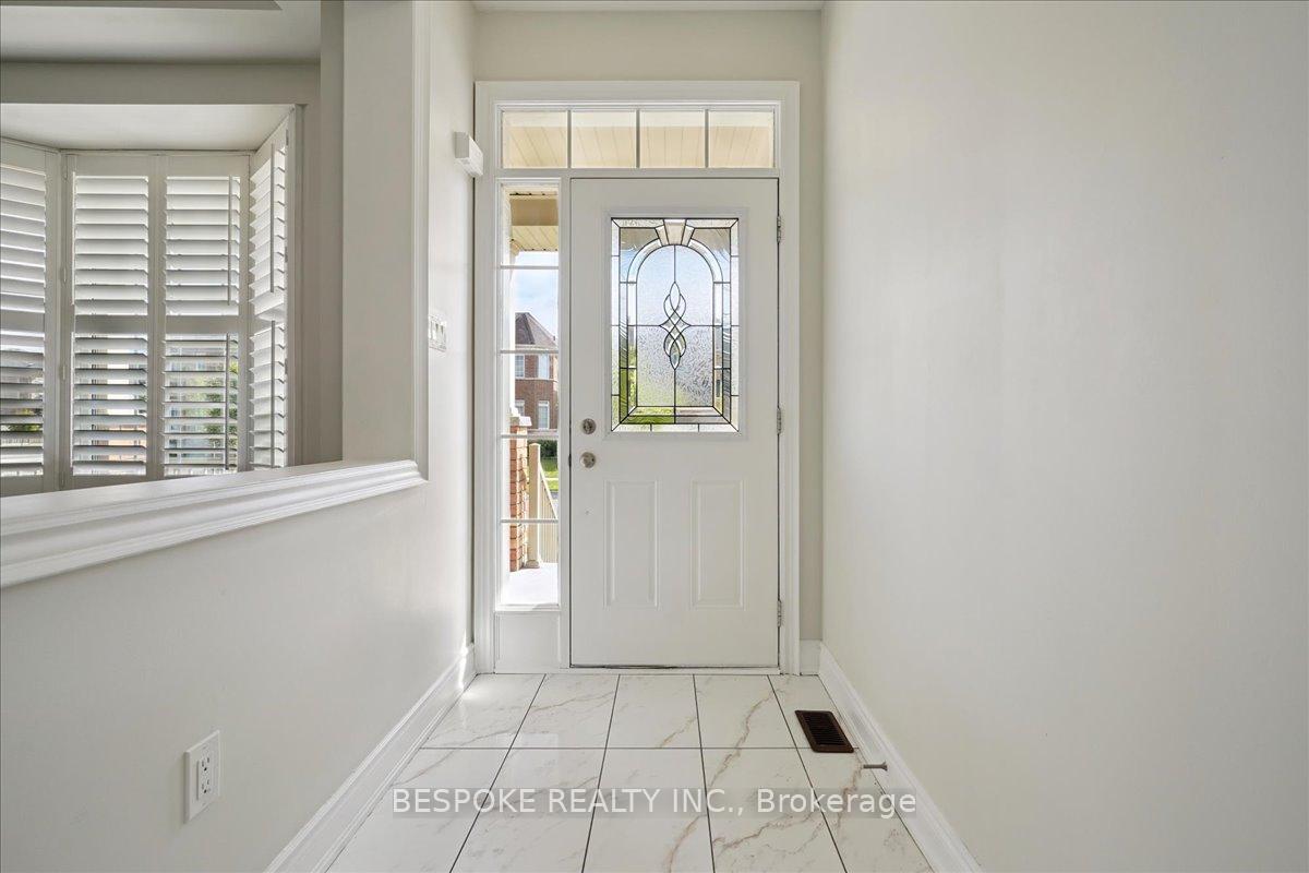 Photo 5 of Unit Main & 2nd Floor, 243 Kenneth Cole Drive, Clarington, Bowmanville — HOMEH