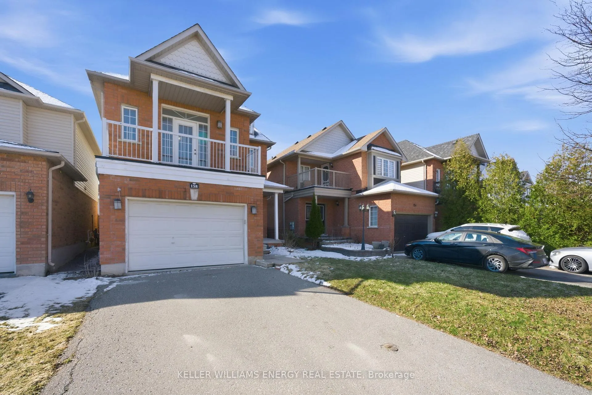 Photo 2 of 158 Madden Place, Clarington, Bowmanville — HOMEH