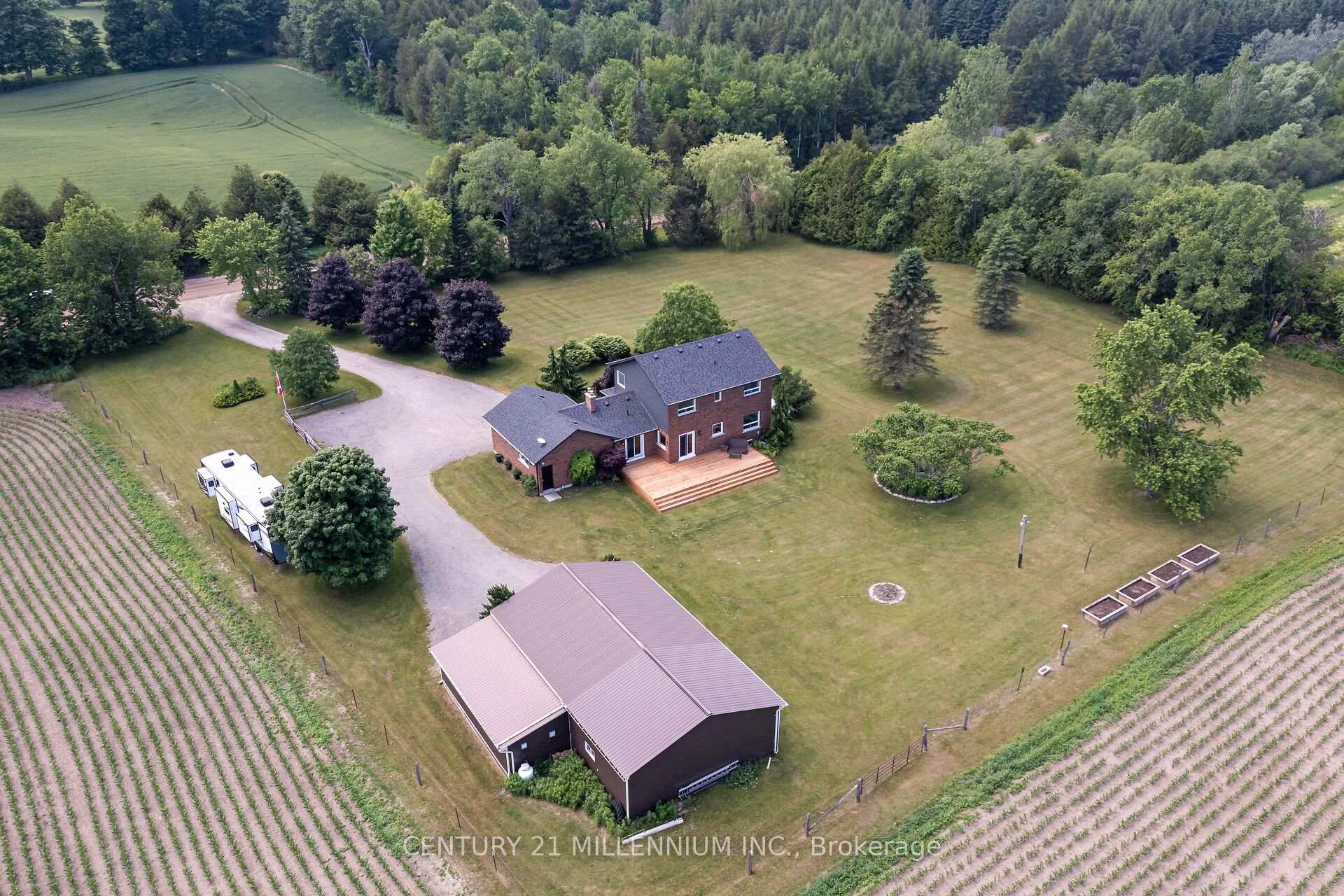 Photo 40 of 5653 Eighth Line, Erin, Rural Erin — HOMEH