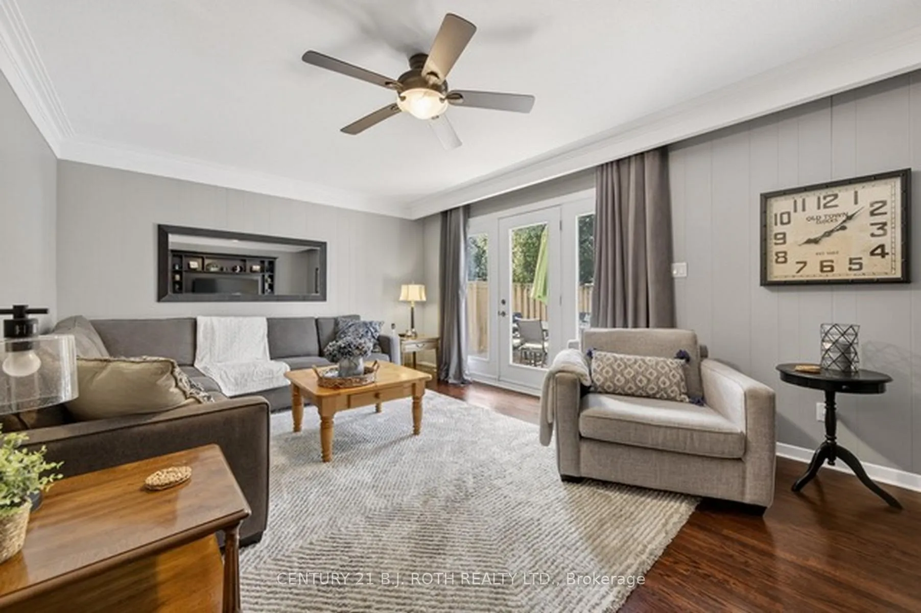 Photo 19 of 12 Tallforest Crescent, Etobicoke, Markland Wood — HOMEH