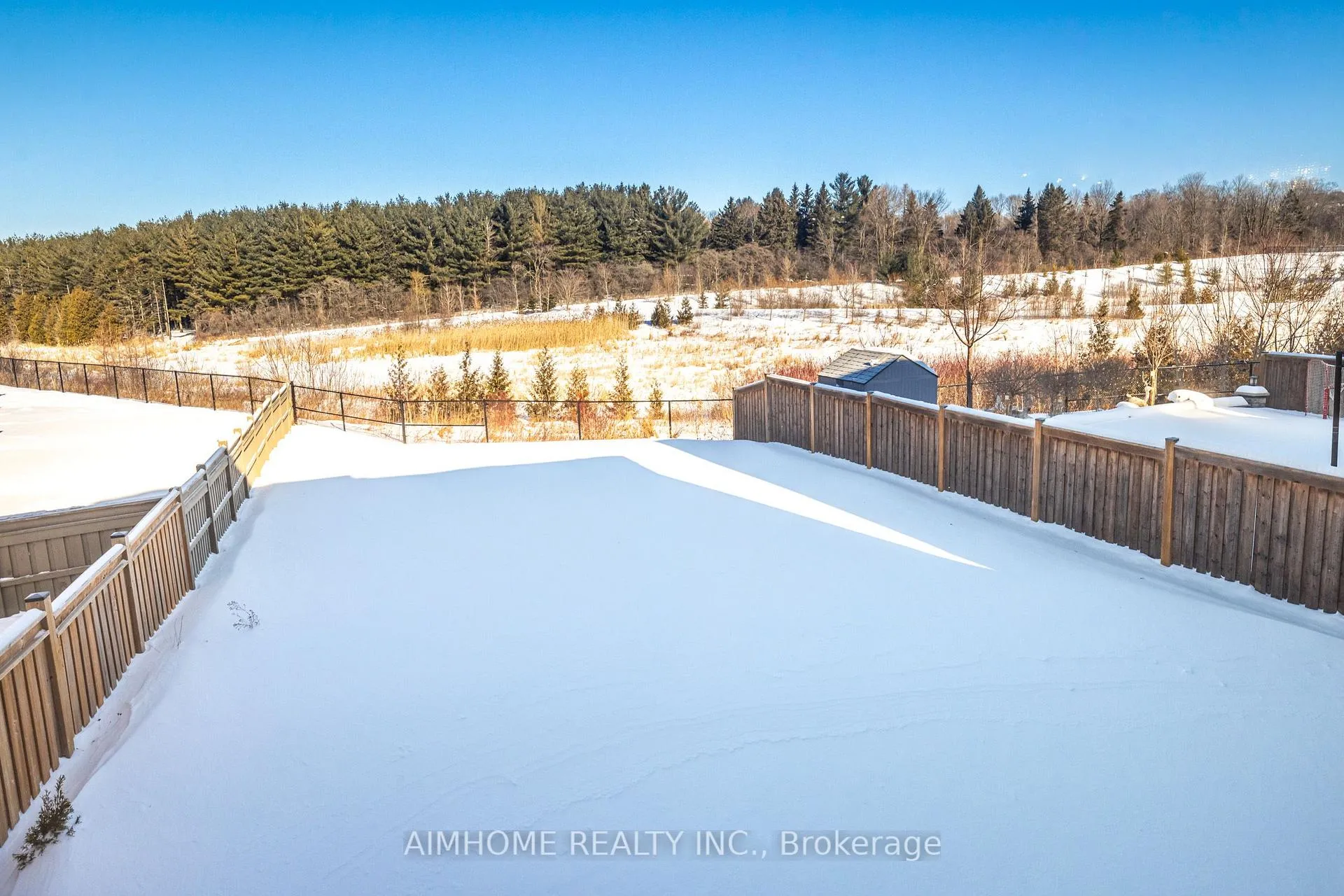 Photo 1 of 122 Scrivener Drive, Aurora, Rural Aurora — HOMEH