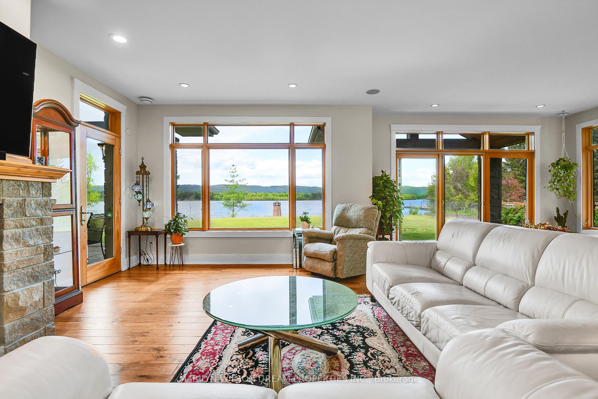 Photo 7 of 133 Swift Street, Ottawa, Dunrobin Shores — HOMEH