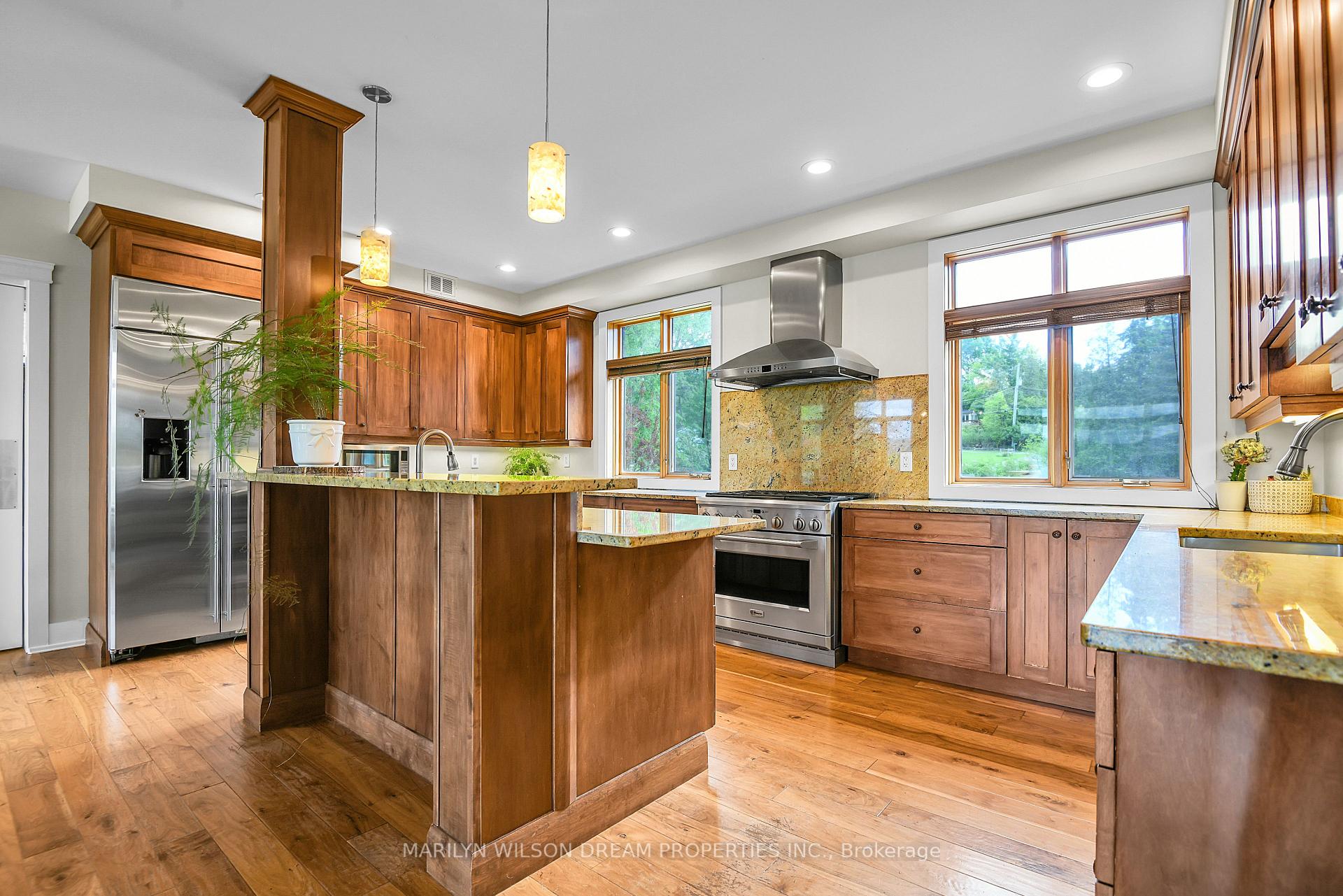 Photo 10 of 133 Swift Street, Ottawa, Dunrobin Shores — HOMEH