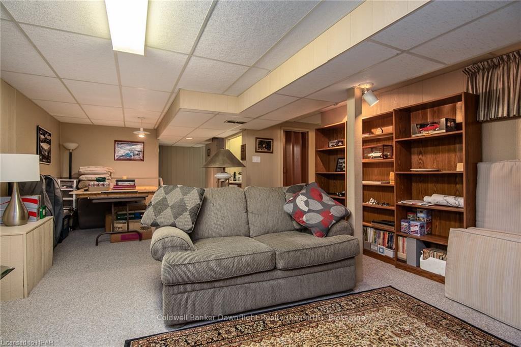 Photo 21 of 47 Walker Street, Central Huron, Clinton — HOMEH