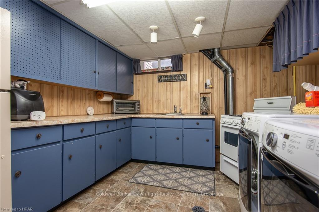Photo 24 of 47 Walker Street, Central Huron, Clinton — HOMEH