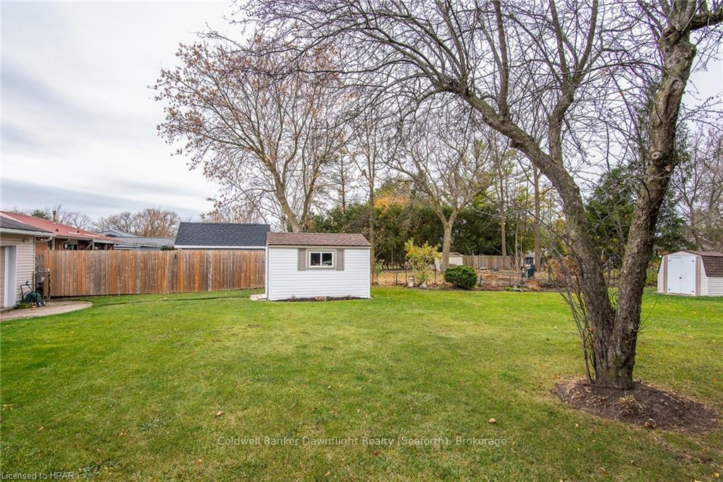 Photo 33 of 47 Walker Street, Central Huron, Clinton — HOMEH