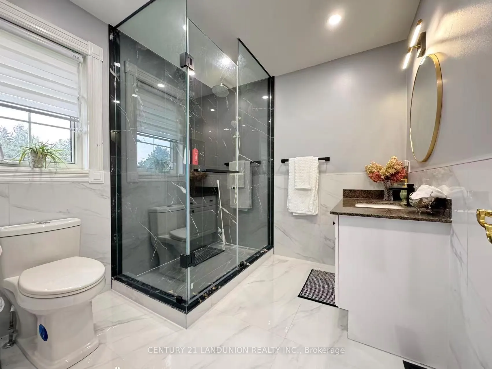 Photo 20 of 5 Dafoe Court, Aurora, Bayview Southeast — HOMEH