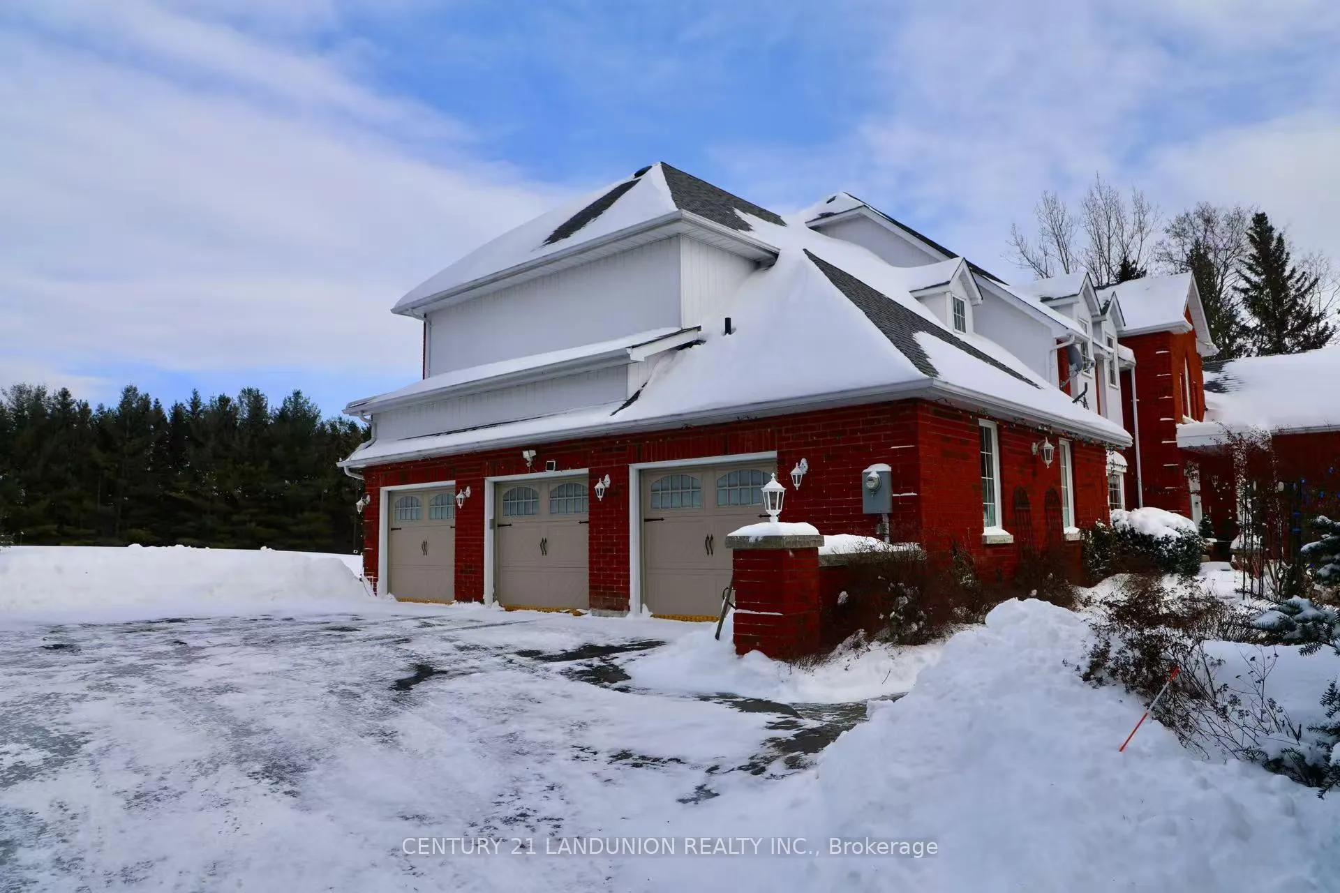 Photo 33 of 5 Dafoe Court, Aurora, Bayview Southeast — HOMEH