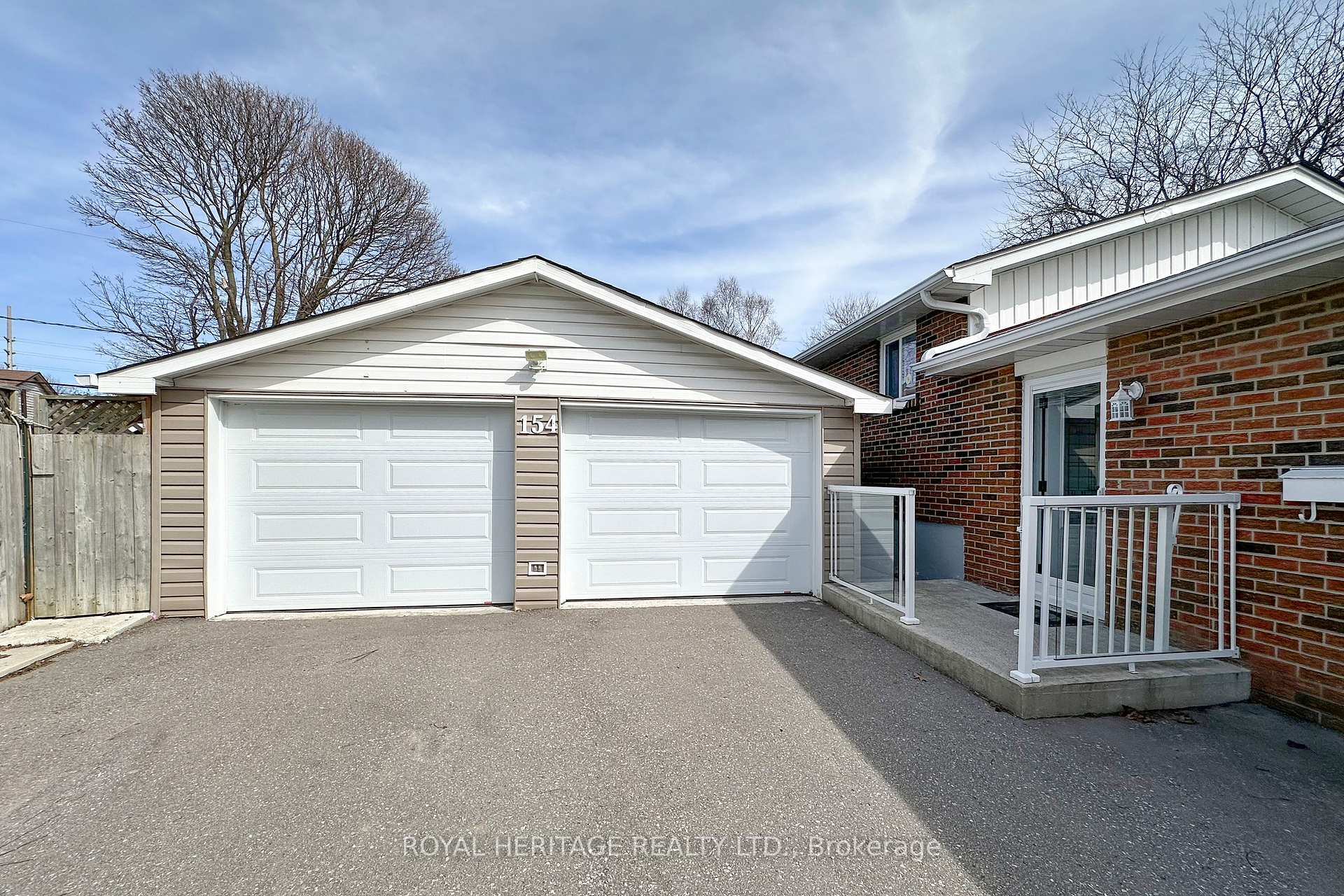 Photo 2 of 154 Clements Road E, Ajax, South East — HOMEH