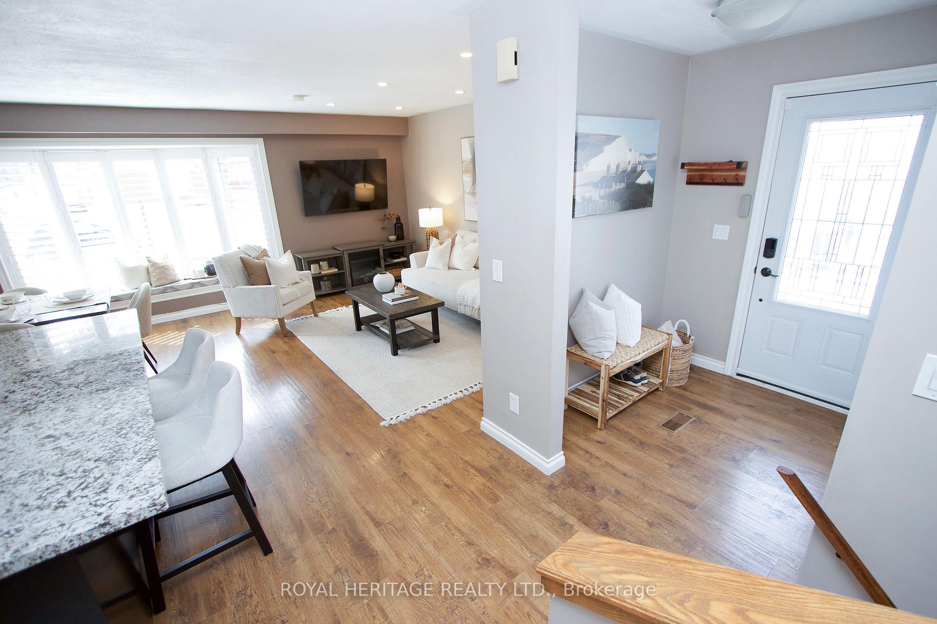 Photo 10 of 154 Clements Road E, Ajax, South East — HOMEH