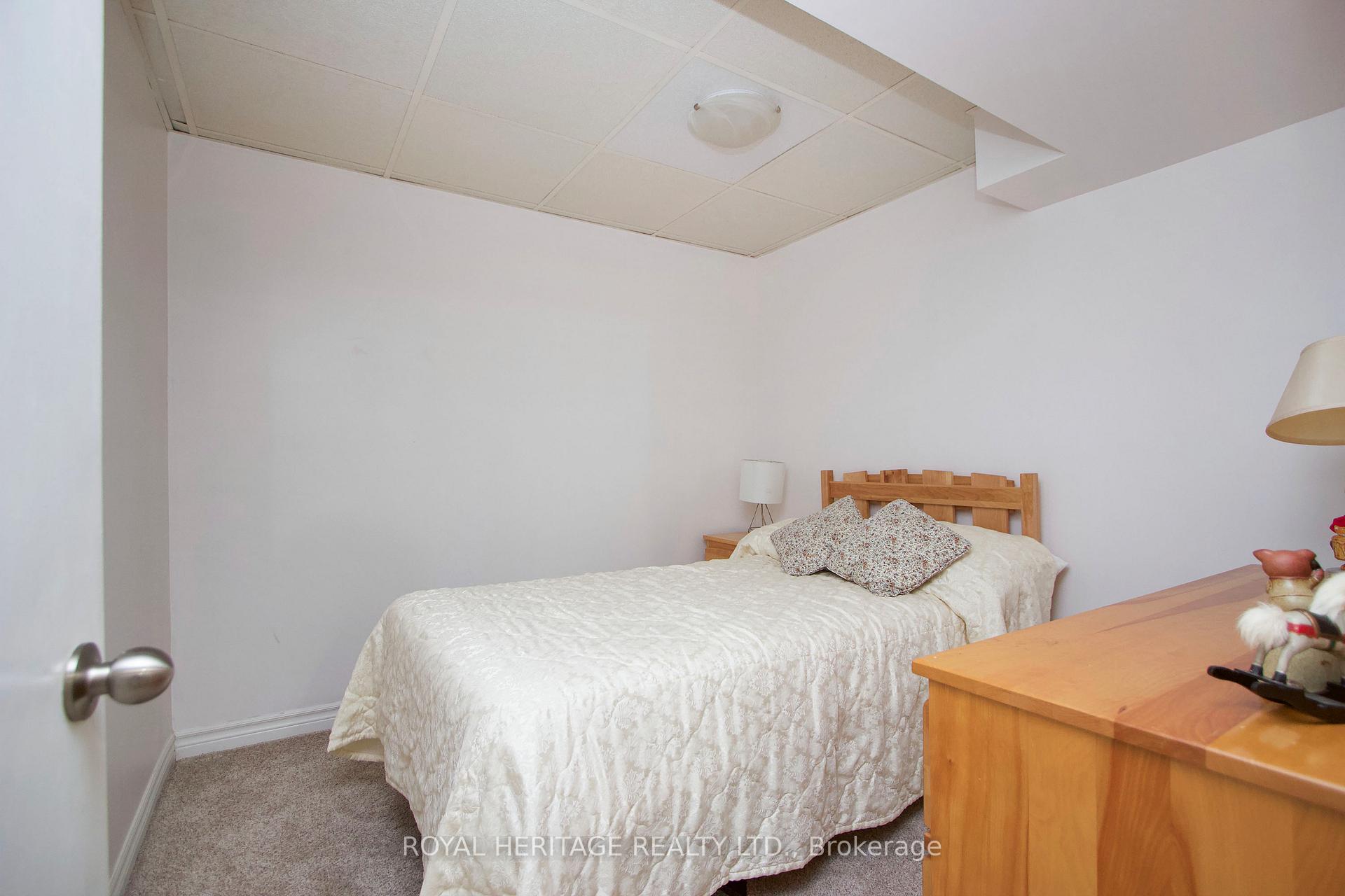 Photo 26 of 154 Clements Road E, Ajax, South East — HOMEH