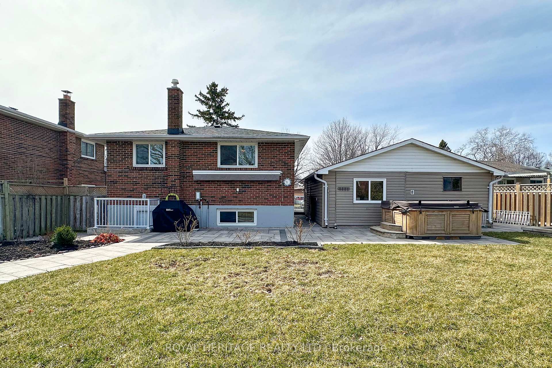 Photo 33 of 154 Clements Road E, Ajax, South East — HOMEH