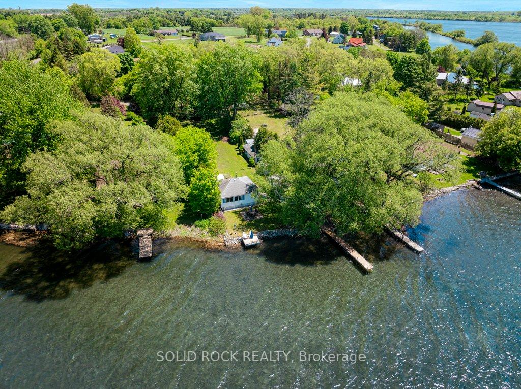 Photo 6 of 124 Bay Lane, Edwardsburgh/Cardinal, Edwardsburgh/Cardinal Twp — HOMEH