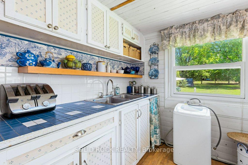 Photo 19 of 124 Bay Lane, Edwardsburgh/Cardinal, Edwardsburgh/Cardinal Twp — HOMEH