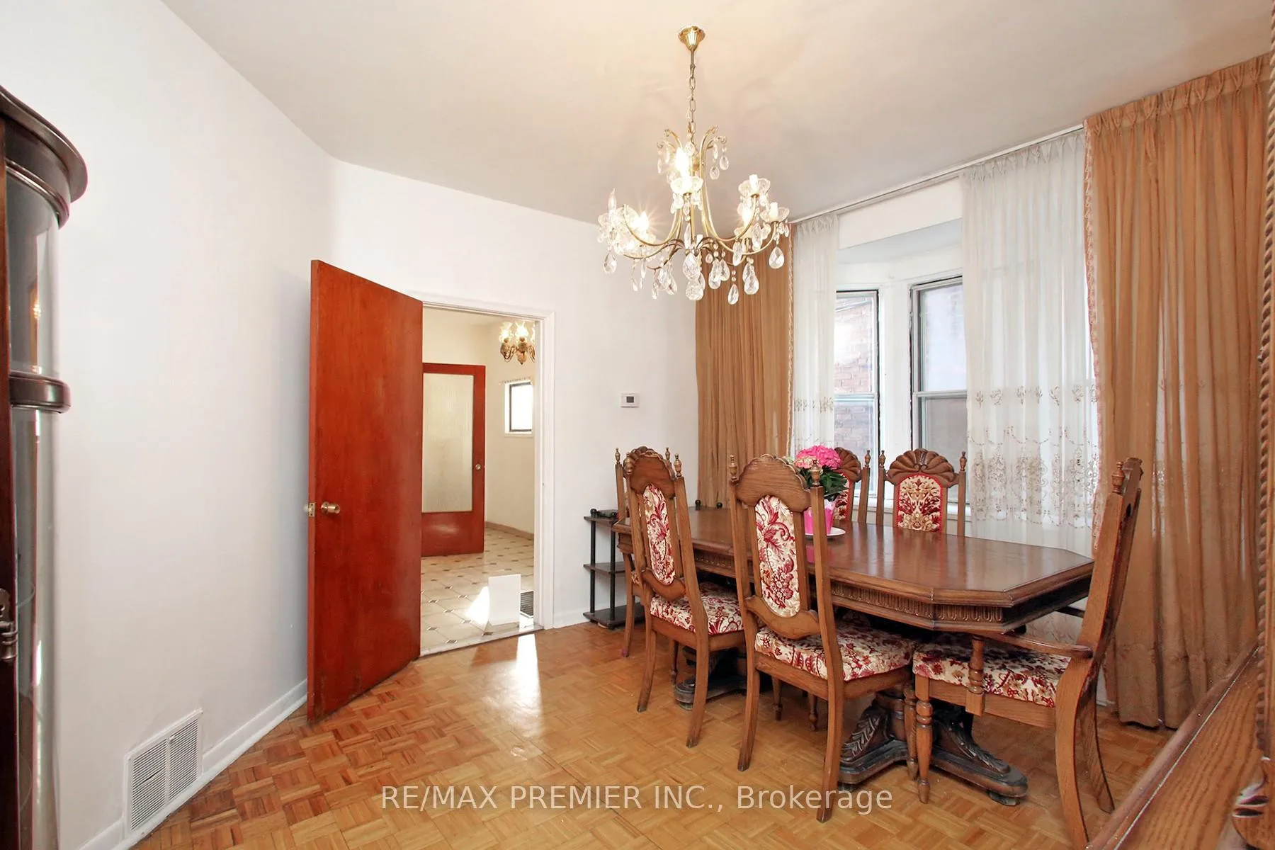 Photo 15 of 172 Lauder Avenue, Toronto, Oakwood Village — HOMEH