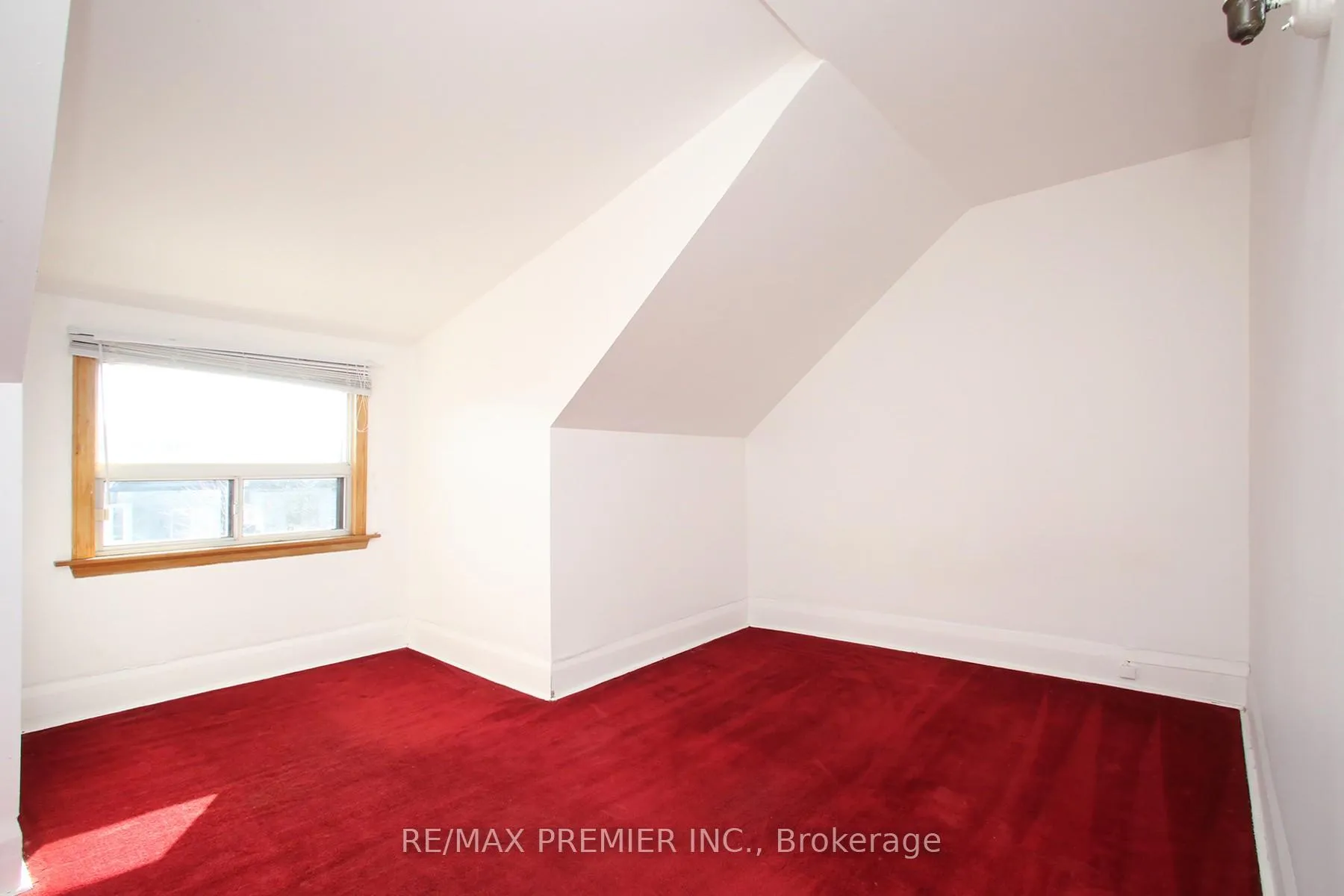 Photo 16 of 172 Lauder Avenue, Toronto, Oakwood Village — HOMEH
