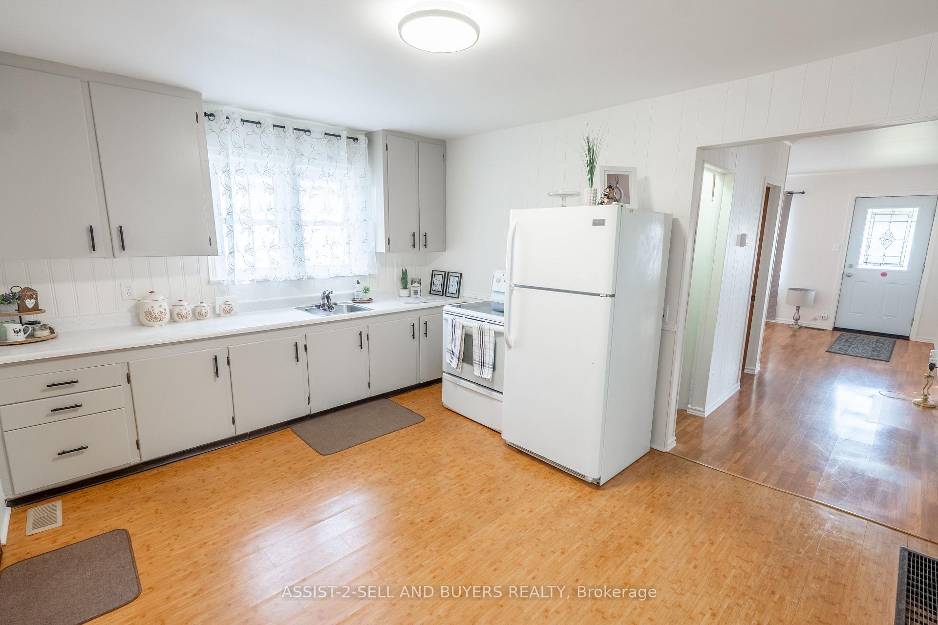 Photo 8 of 1103 Rita Street, Cornwall — HOMEH