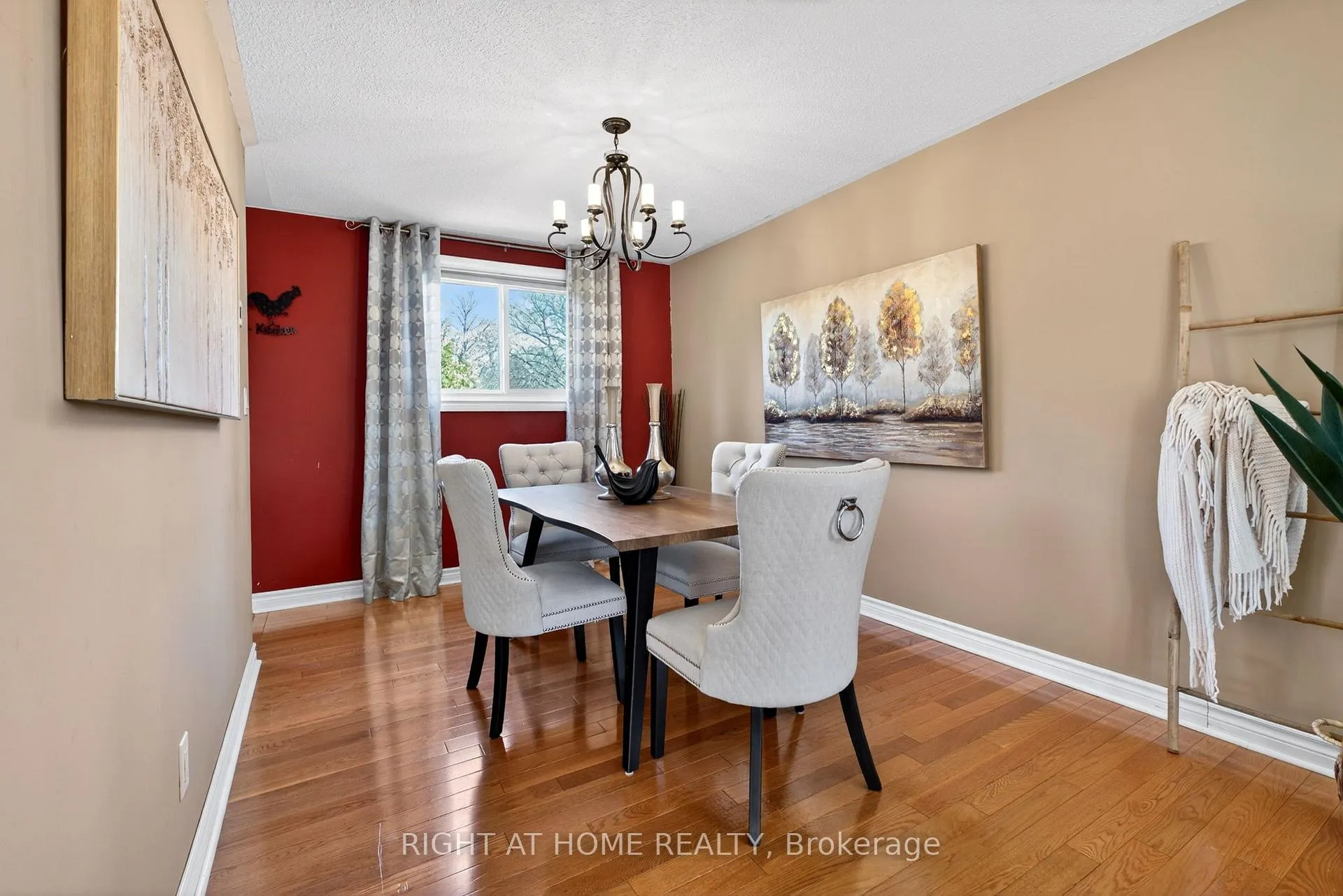 Photo 9 of 249 Lorindale Drive, Oshawa, Donevan — HOMEH
