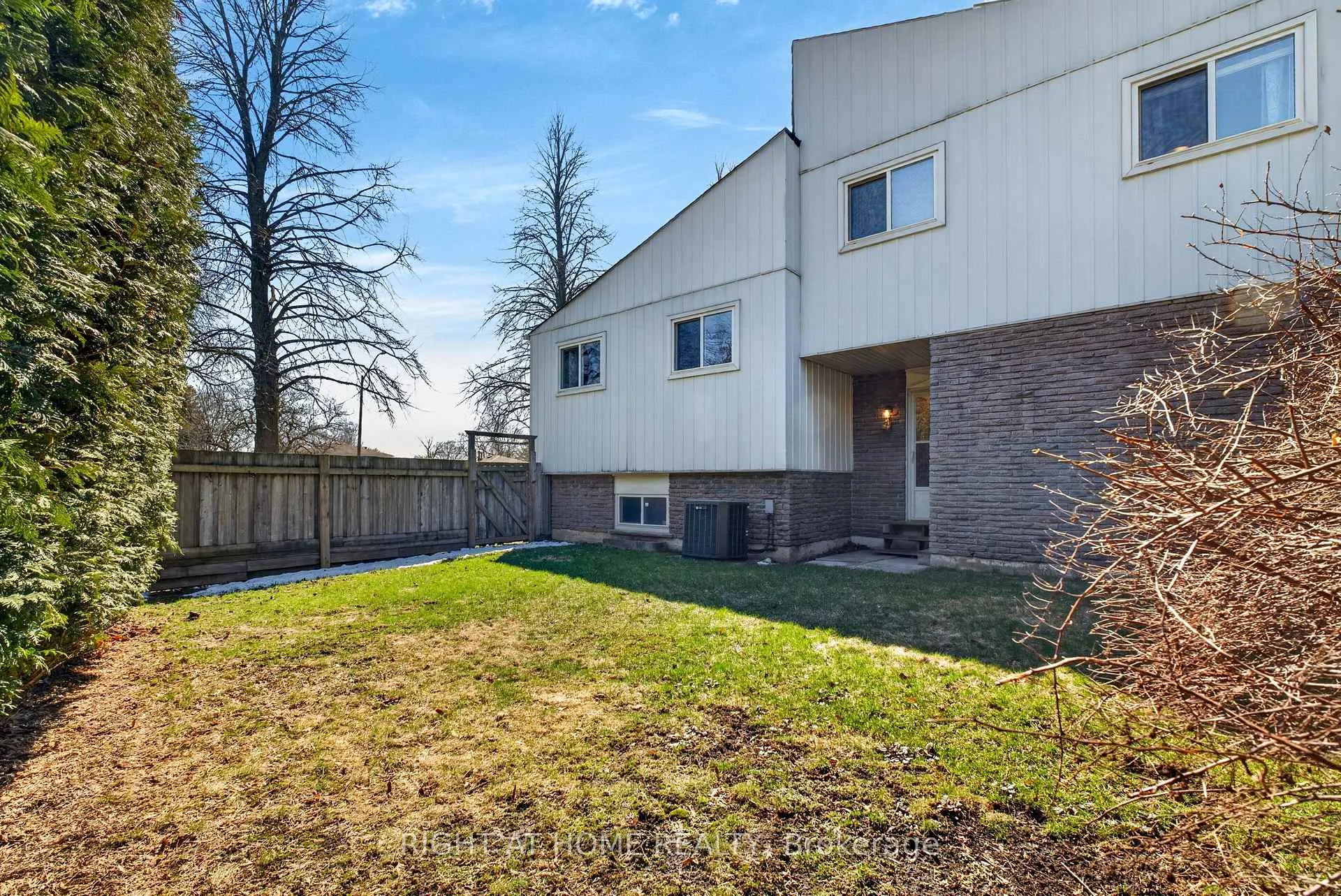 Photo 26 of 249 Lorindale Drive, Oshawa, Donevan — HOMEH