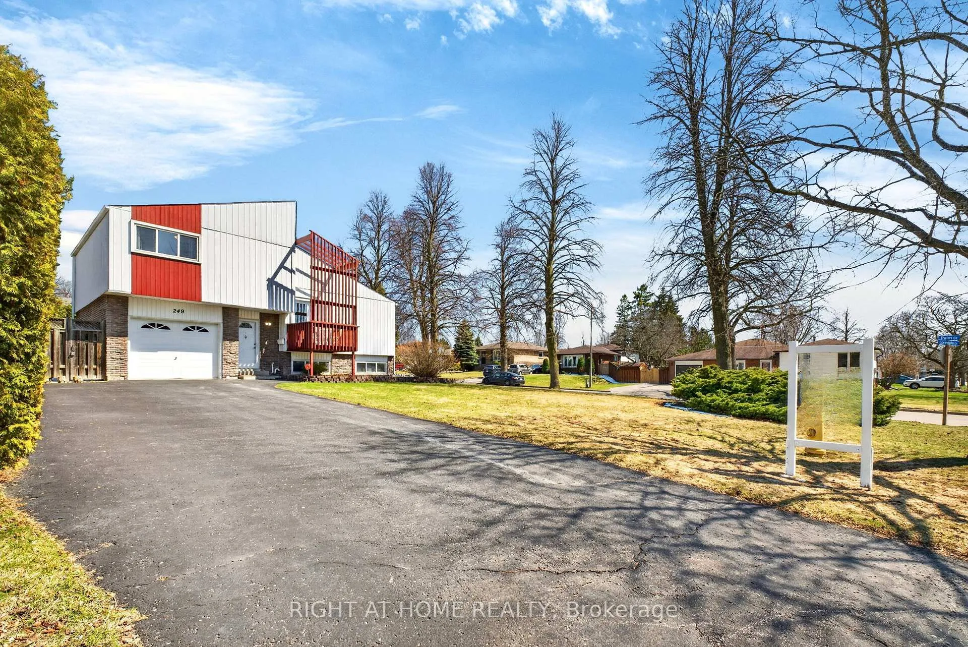 Photo 34 of 249 Lorindale Drive, Oshawa, Donevan — HOMEH