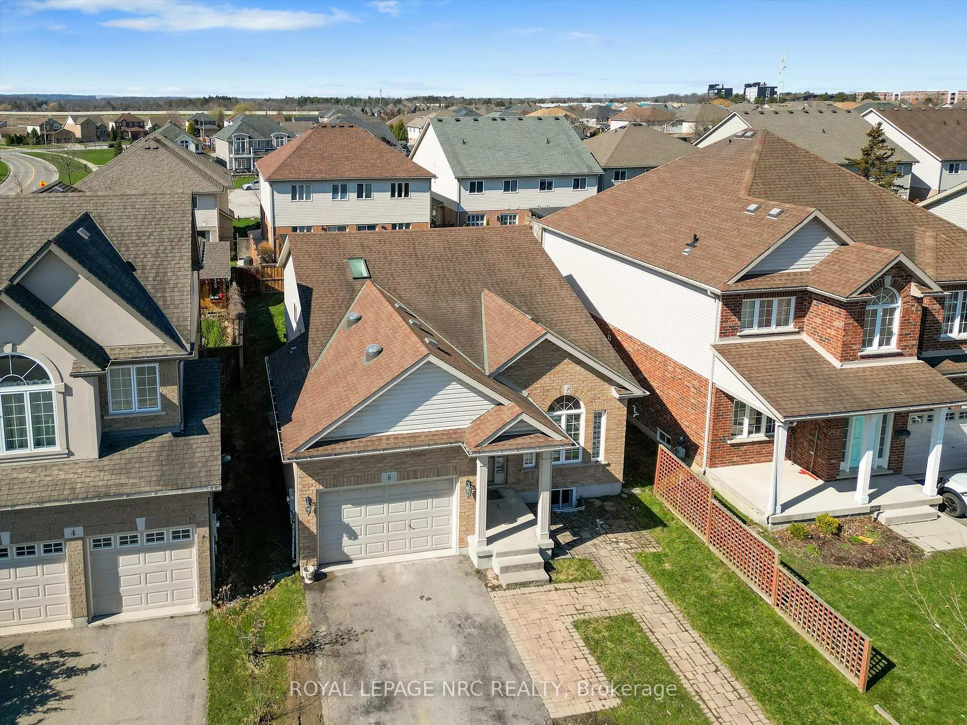 Photo 37 of 8 Silver Maple Road, Thorold, Confederation Heights — HOMEH