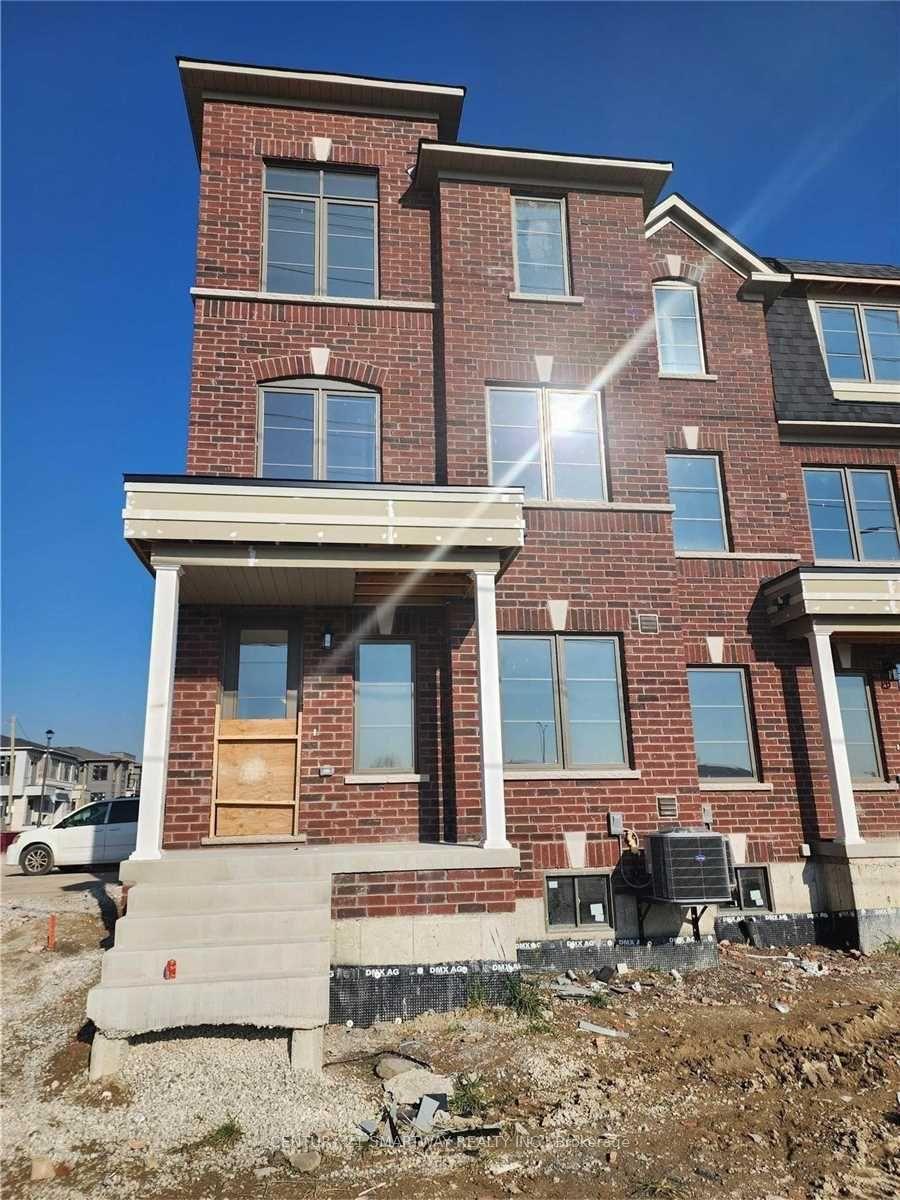 Photo 2 of 52 Vestry Way, Brampton, Brampton East — HOMEH
