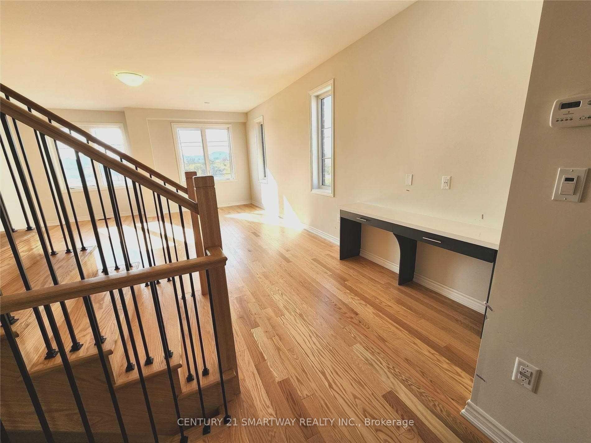 Photo 9 of 52 Vestry Way, Brampton, Brampton East — HOMEH