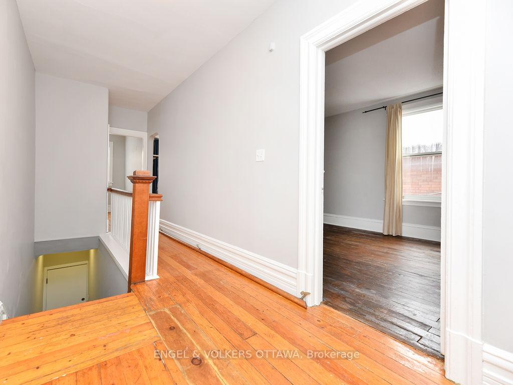 Photo 4 of Unit 2, 81 Third Avenue, Ottawa, Glebe — HOMEH
