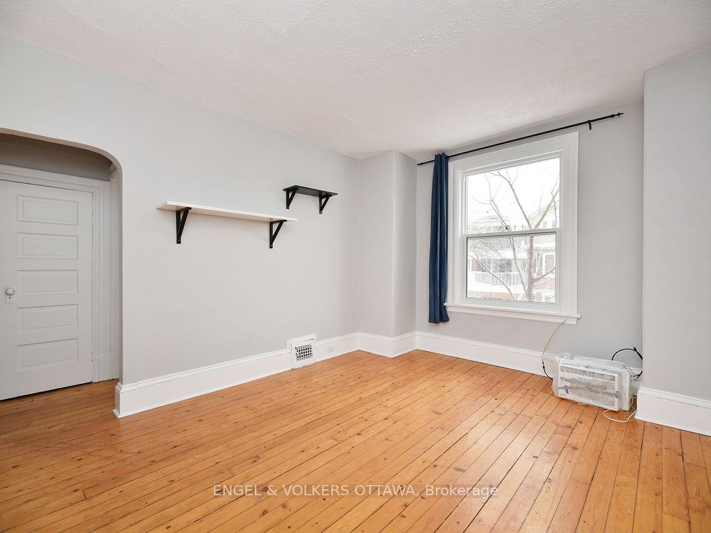 Photo 6 of Unit 2, 81 Third Avenue, Ottawa, Glebe — HOMEH