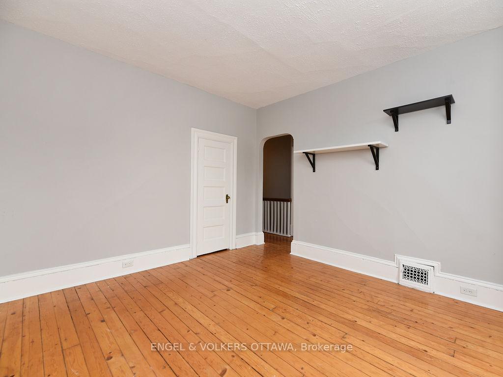 Photo 7 of Unit 2, 81 Third Avenue, Ottawa, Glebe — HOMEH