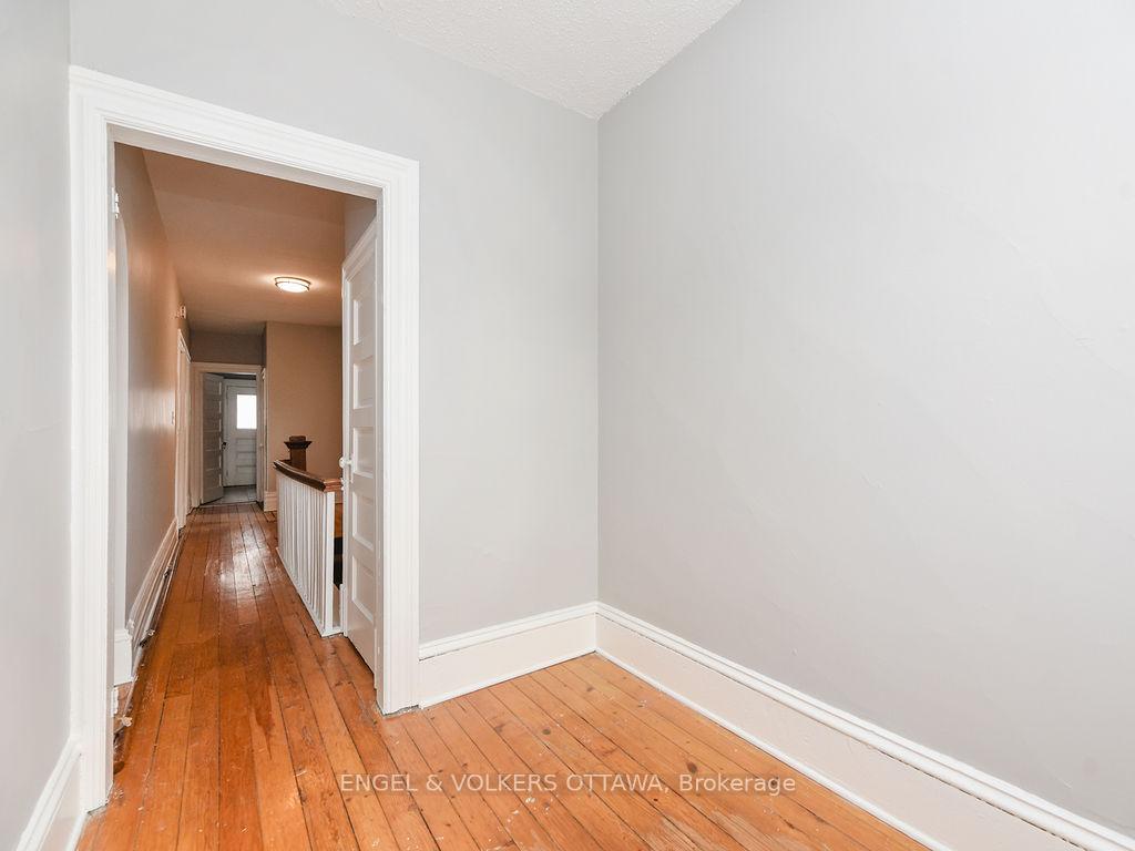 Photo 10 of Unit 2, 81 Third Avenue, Ottawa, Glebe — HOMEH