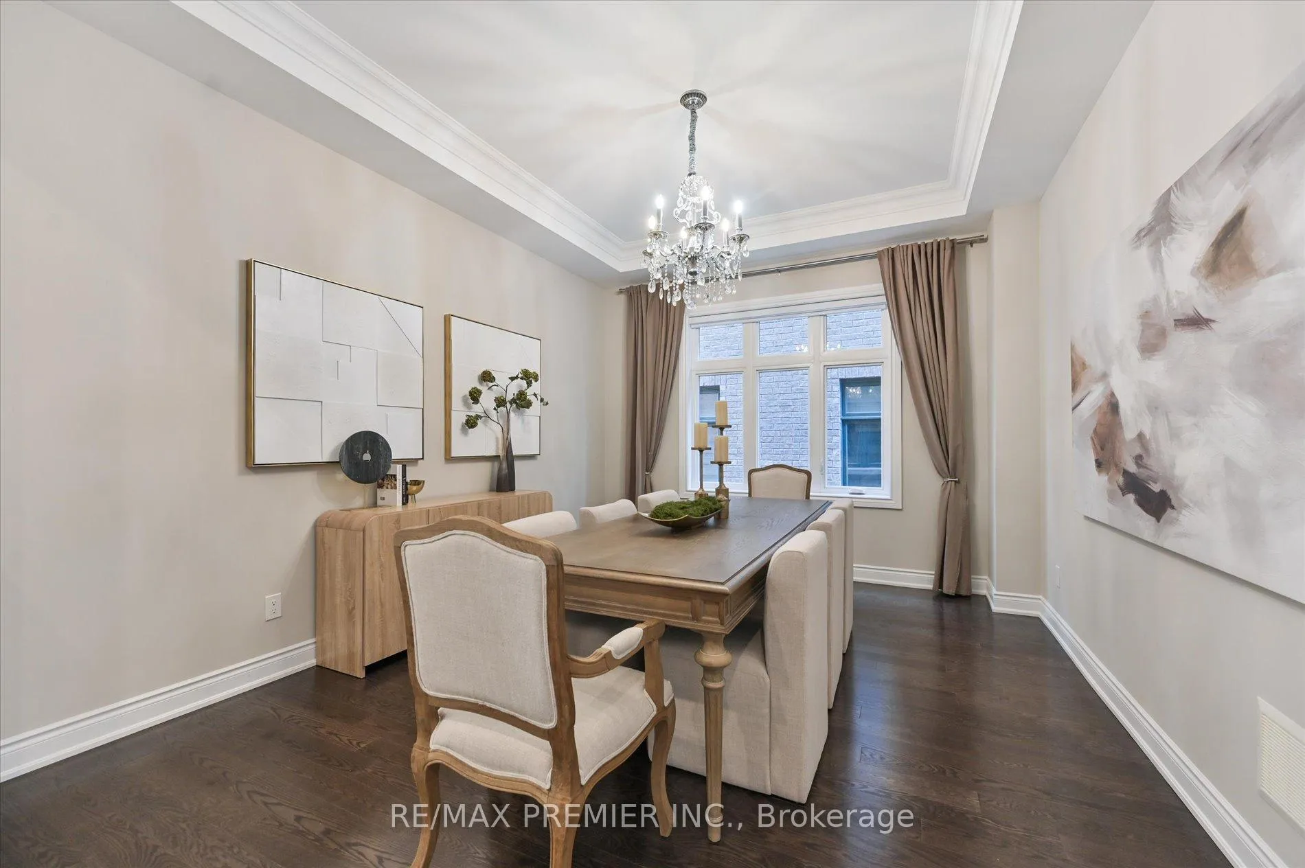 Photo 7 of 126 Burns Boulevard, King, King City — HOMEH
