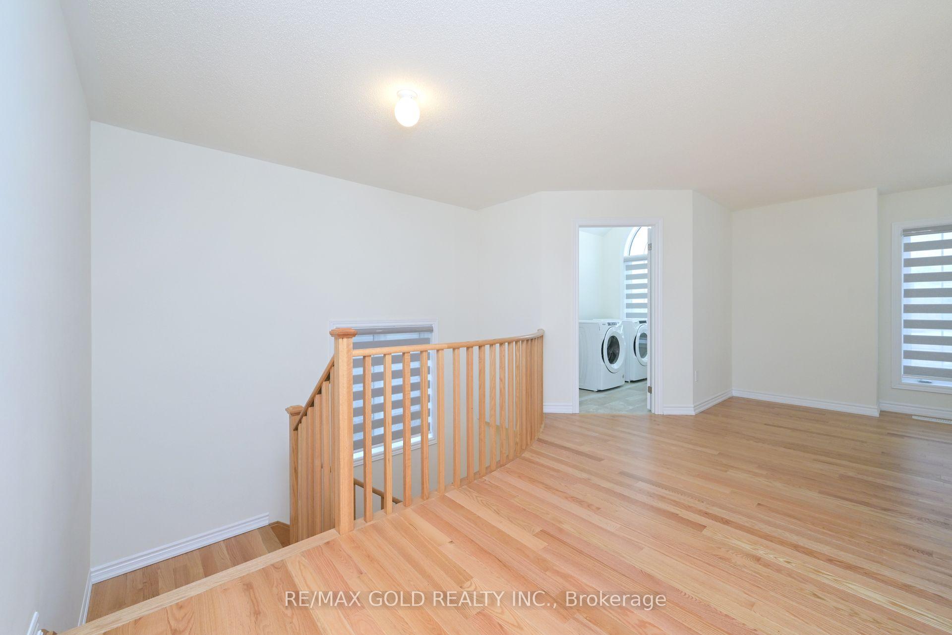 Photo 13 of 6 Ludlow Drive, Barrie, Rural Barrie Southeast — HOMEH