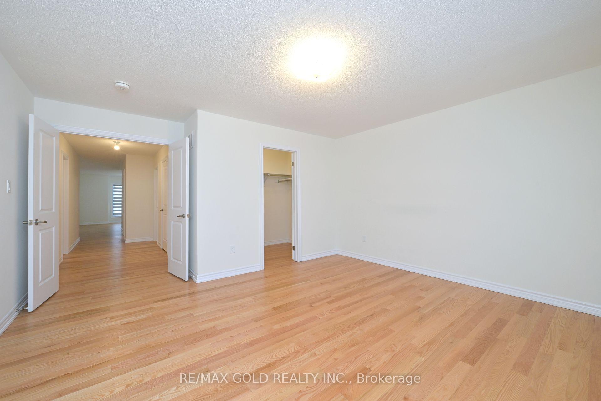 Photo 16 of 6 Ludlow Drive, Barrie, Rural Barrie Southeast — HOMEH