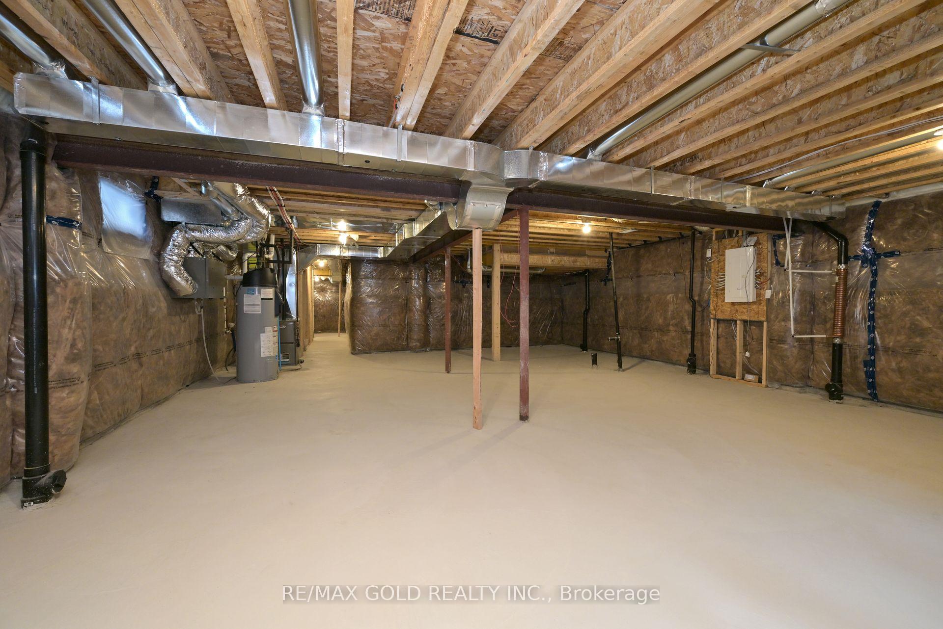 Photo 25 of 6 Ludlow Drive, Barrie, Rural Barrie Southeast — HOMEH