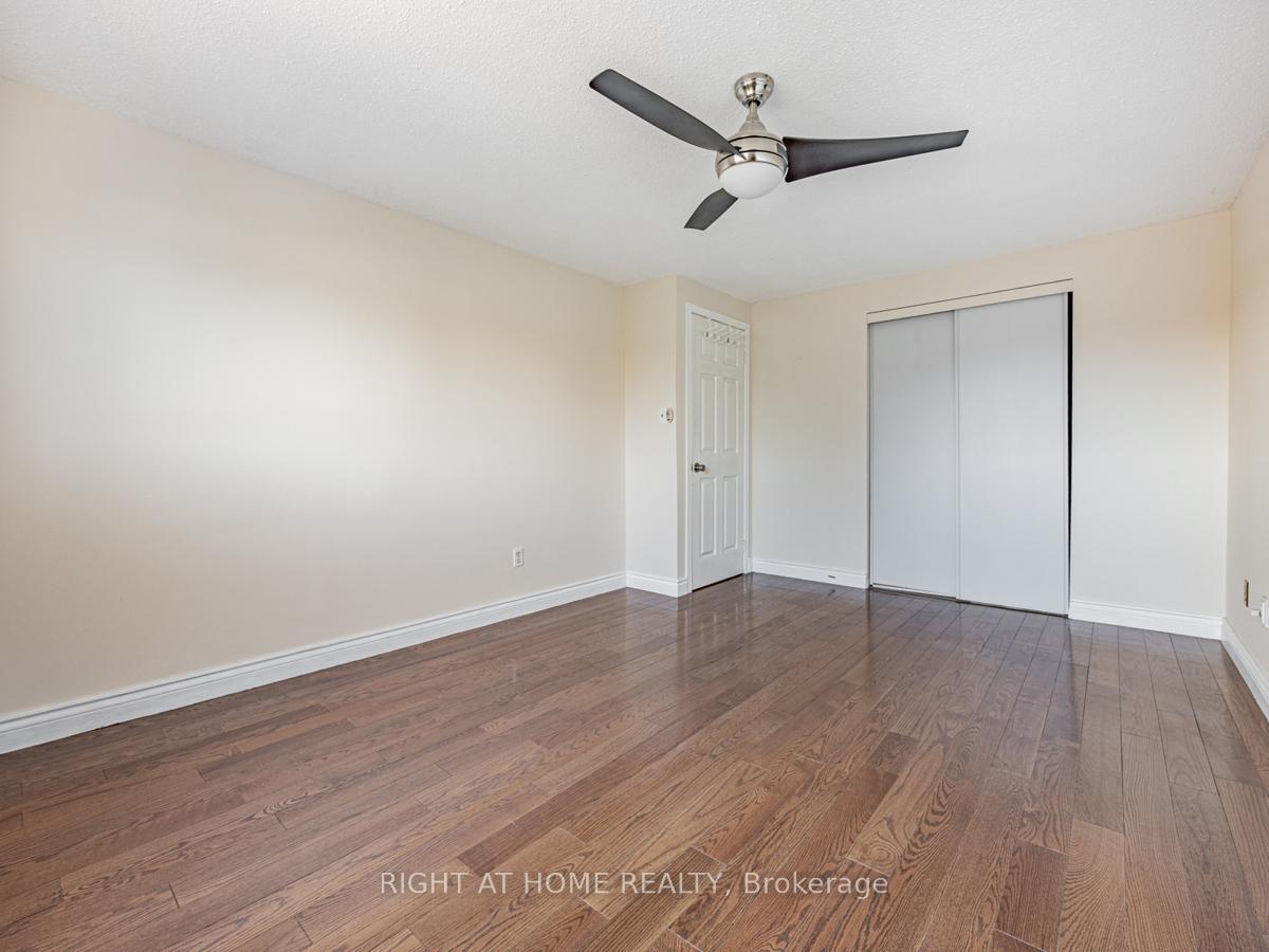 Photo 7 of 29 Andrea Road, Ajax, South East — HOMEH