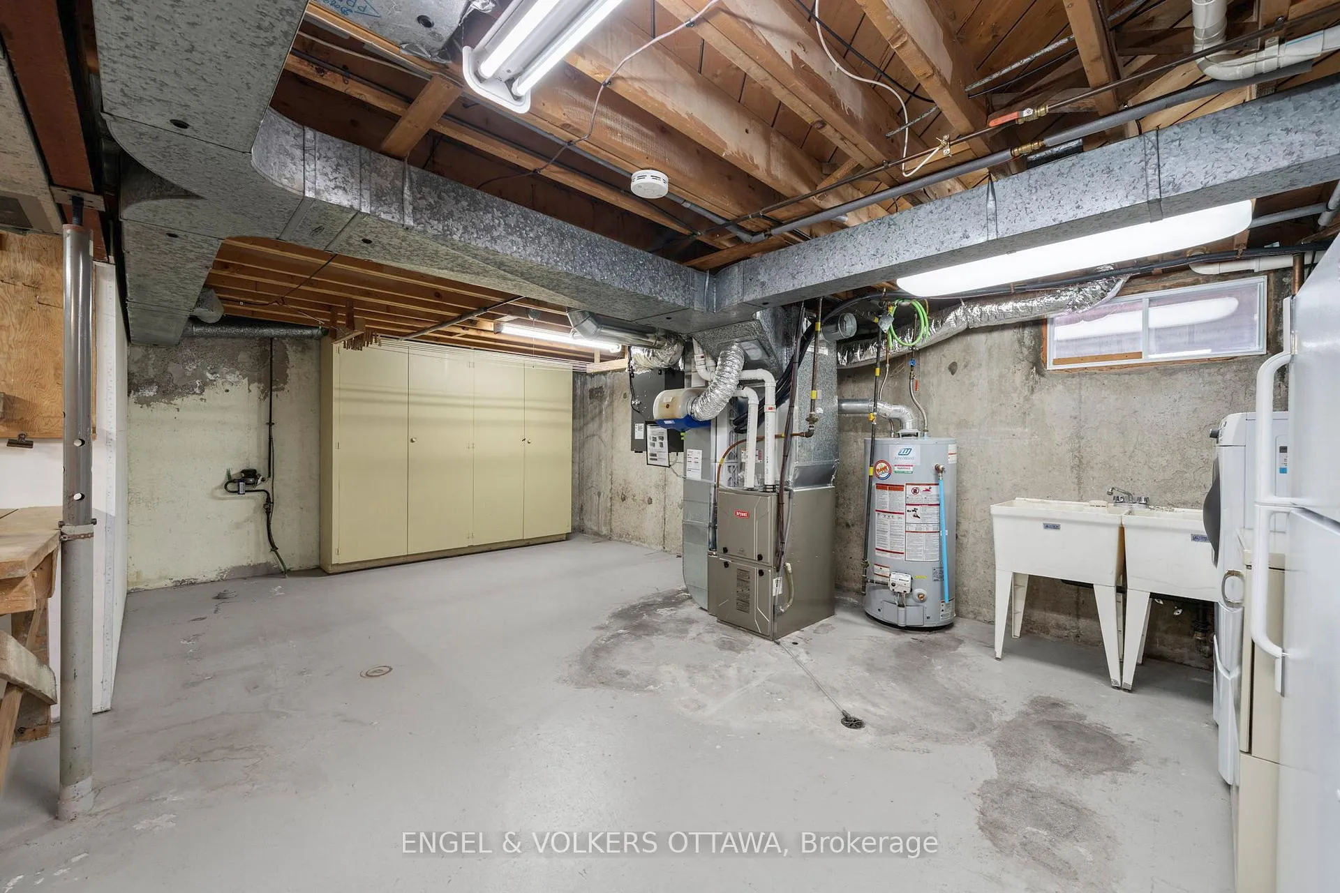Photo 35 of 2125 Valley Drive, Ottawa, Elmvale Acres/Urbandale — HOMEH