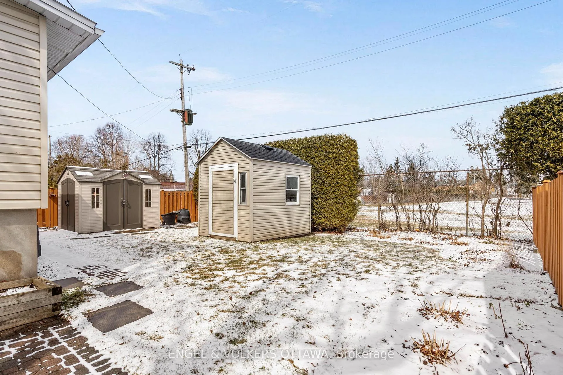 Photo 38 of 2125 Valley Drive, Ottawa, Elmvale Acres/Urbandale — HOMEH