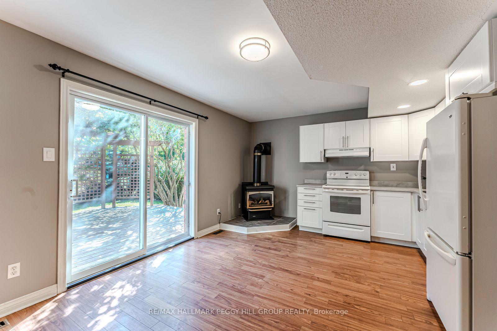 Photo 9 of 239 Simcoe Street, Clearview, Stayner — HOMEH