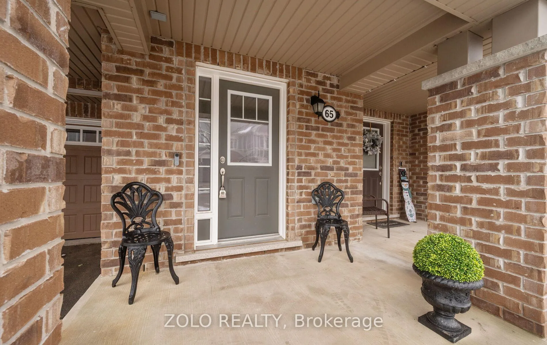 Photo 2 of Unit 65, 22 Spring Creek Drive, Hamilton, Waterdown — HOMEH