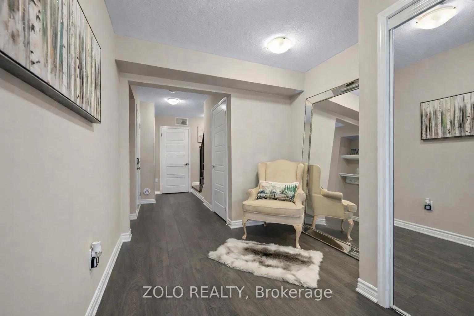 Photo 3 of Unit 65, 22 Spring Creek Drive, Hamilton, Waterdown — HOMEH