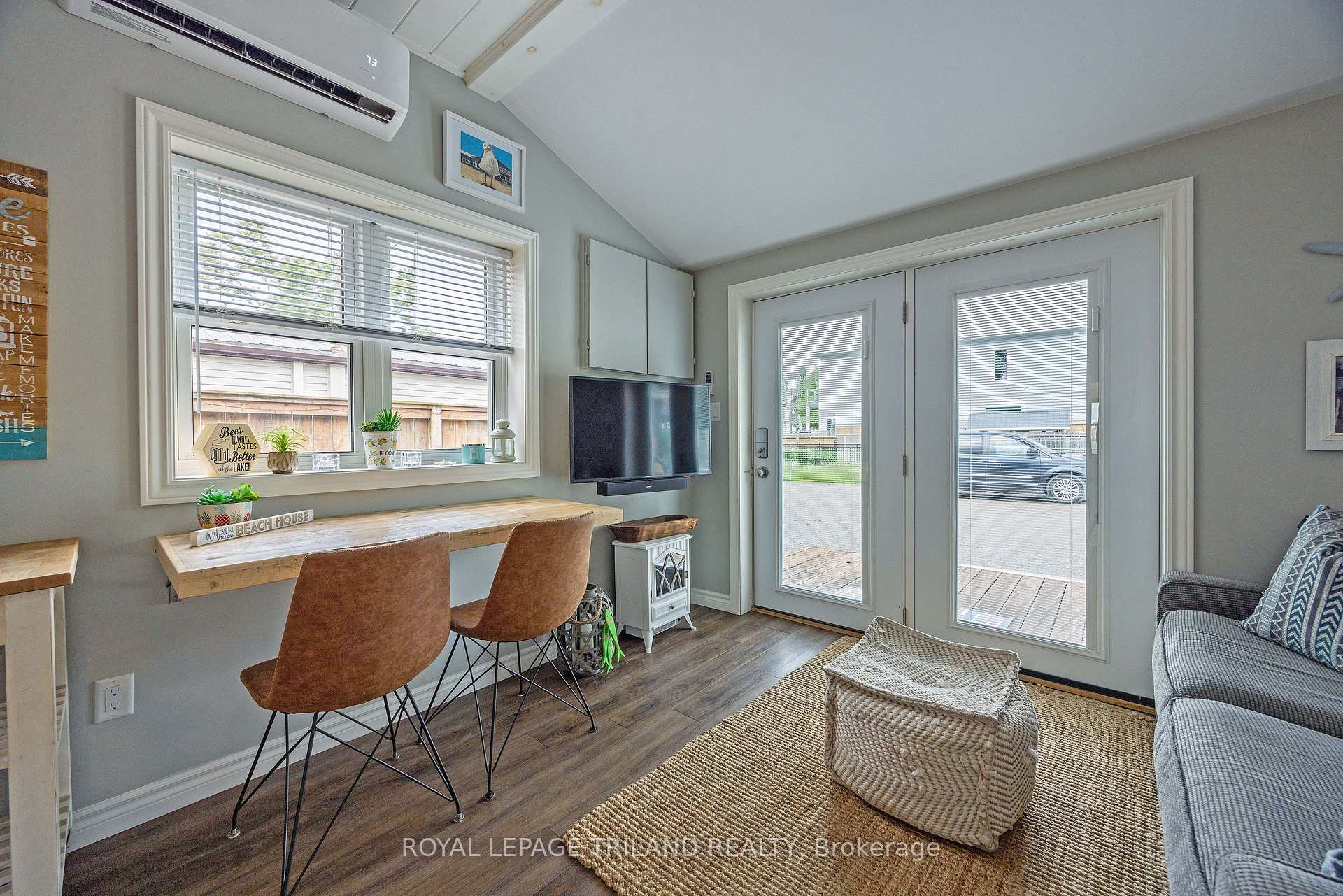Photo 8 of Unit D, 440 West Edith Cavell Boulevard, Central Elgin, Rural Central Elgin — HOMEH