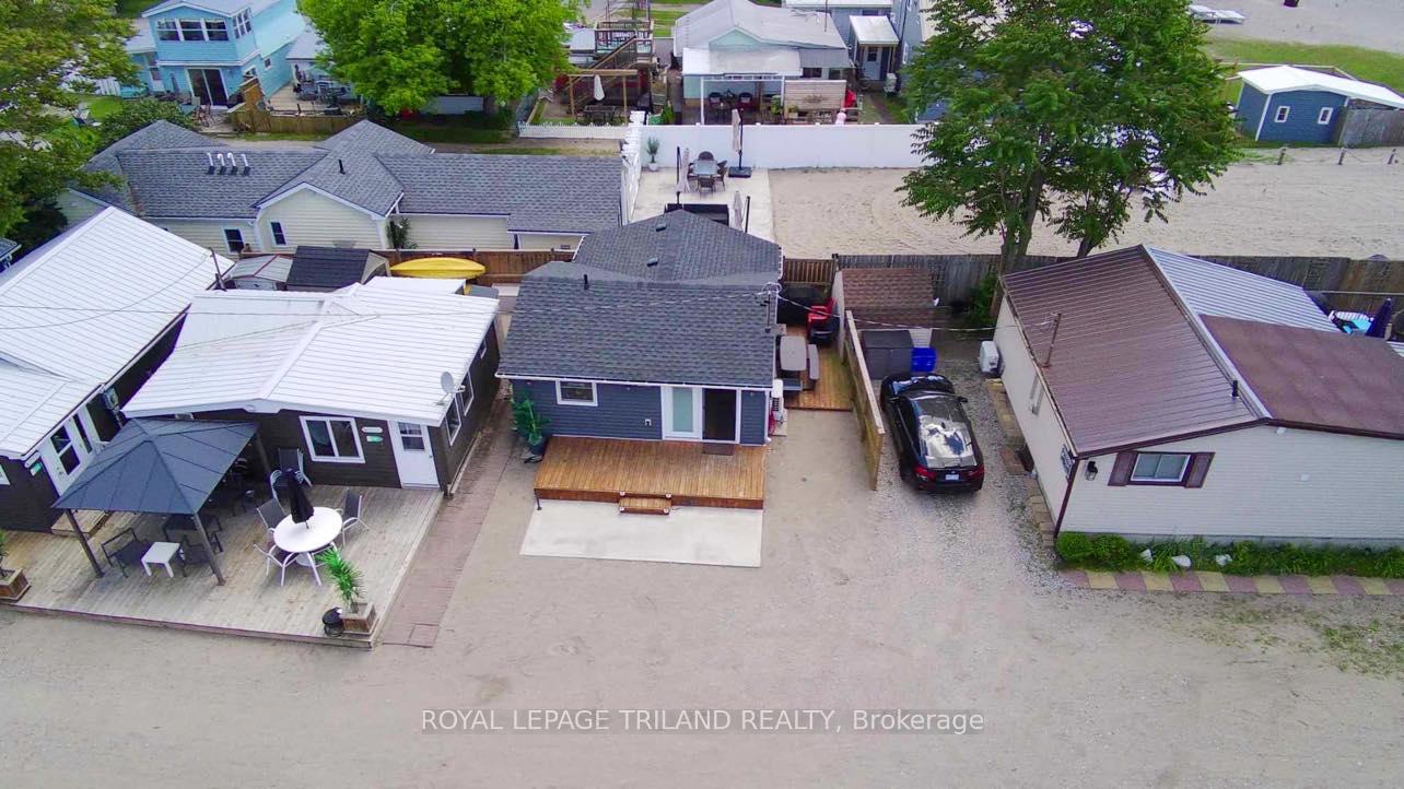 Photo 34 of Unit D, 440 West Edith Cavell Boulevard, Central Elgin, Rural Central Elgin — HOMEH