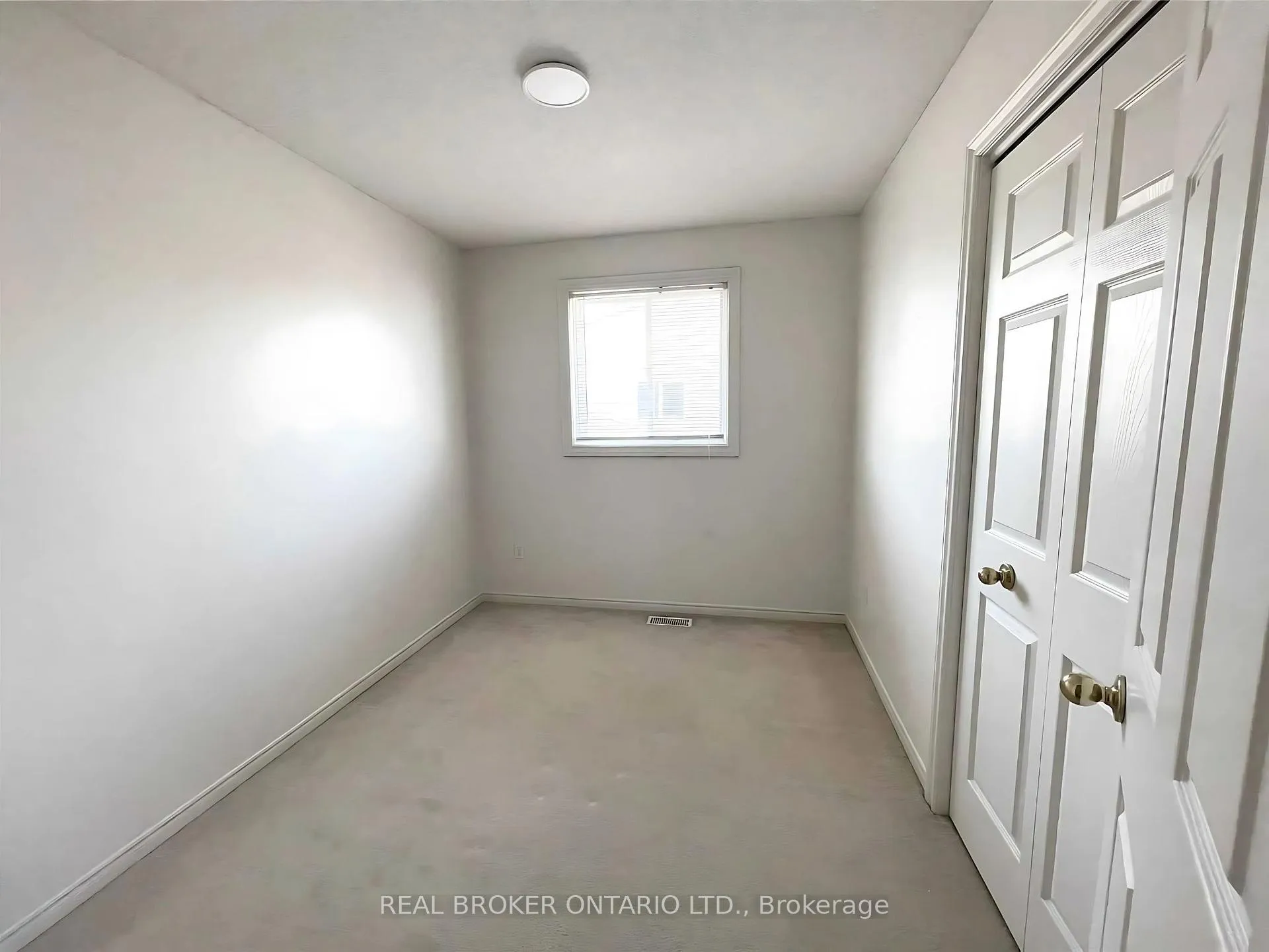 Photo 9 of 5999 Andrea Drive, Niagara Falls, West Wood — HOMEH