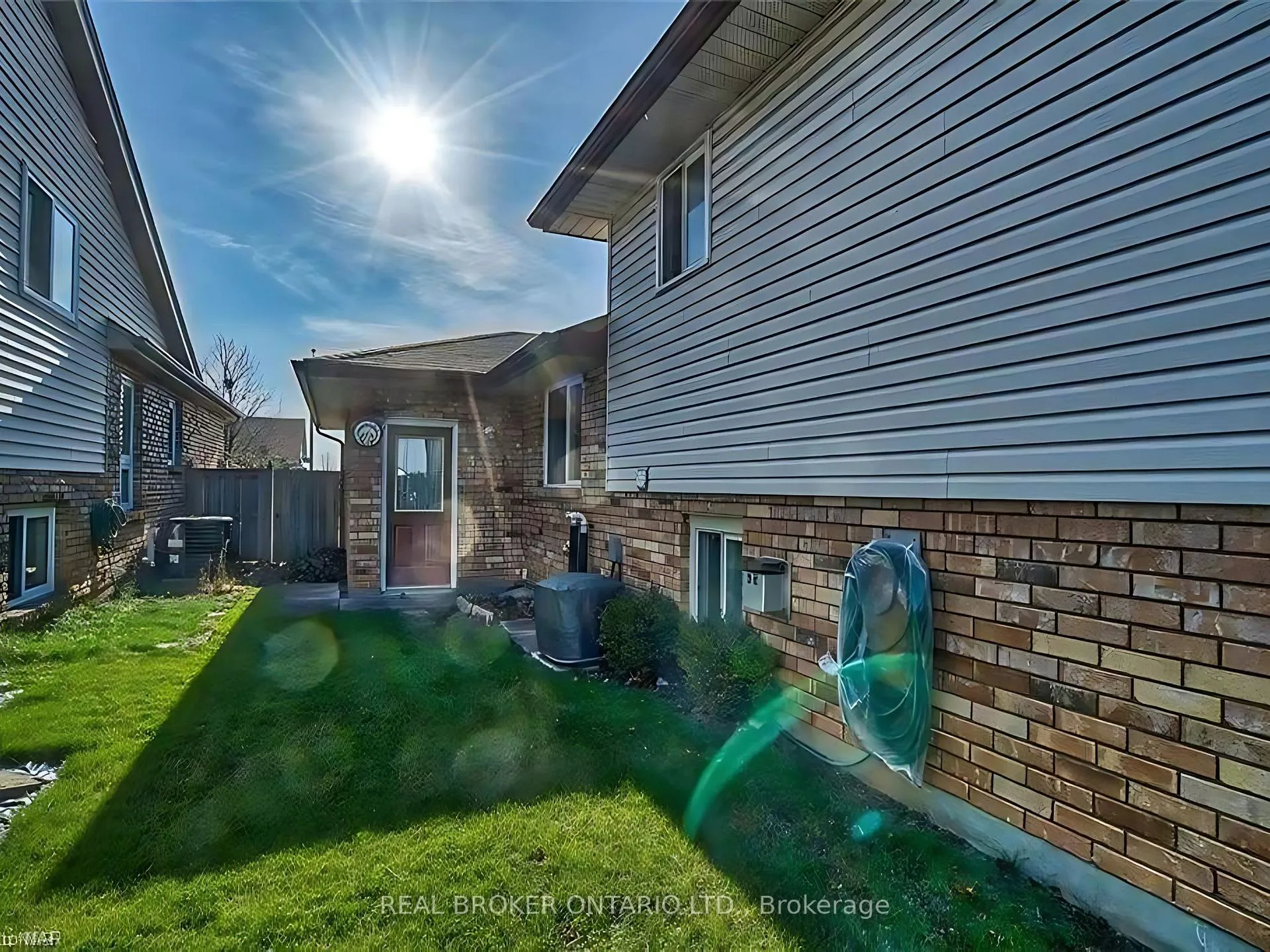 Photo 16 of 5999 Andrea Drive, Niagara Falls, West Wood — HOMEH